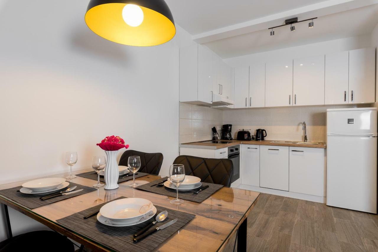 Villa Anja 2Nd Floor Перой Екстериор снимка